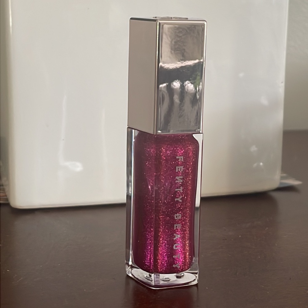 Fenty Beauty Gloss Bomb Limited Edition